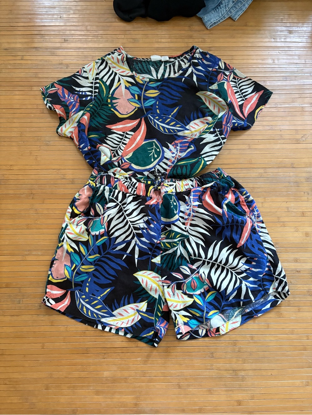 C&C California Navy Tropical Floral Tie-Waist Blouse & shorts